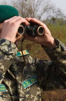 Сражаться без права на выезд: что дает военным закон о пересечении границы в возрасте до 22 лет