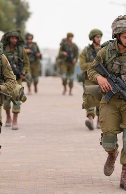 Більше зброї для України. Які наслідки може мати конфлікт Ізраїлю та Палестини