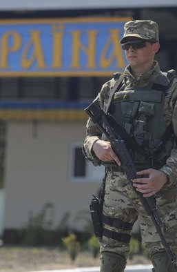 Запрет на выезд мужчинам на 3 года. Почему это вызовет социальный взрыв