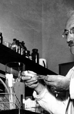 Ліки, що змінили світ. Як уродженець України придумав антибіотики і відкрив стрептоміцин