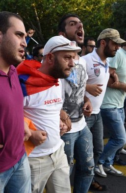 Реабилитация Майдана. Как армянский протест заслужил российской похвалы