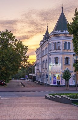 Скромное обаяние провинциалов. Почему Чернигов чище Киева, а дороги там лучше?