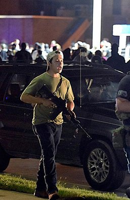 Случай Риттенхауса. Почему Зеленский воюет с судами, а Байден – нет