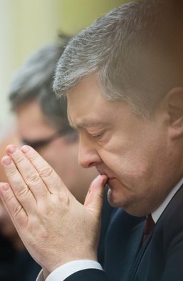 Порох Давоса. Как превратить антикоррупционный суд в транш от МВФ