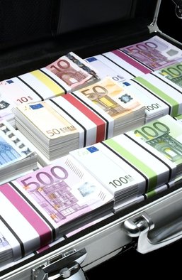 ПАСЕ и деньги. Не нужно путать Украину с ее "зарюмсаными" депутатами