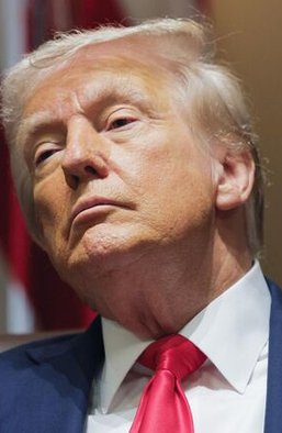 Як поховали Трампа — про фальшиву сенсацію, що виникла на пустому мiсці