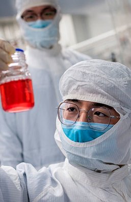 Вакцинация до Пекина доведет. Все, что следует знать о китайской вакцине от коронавируса