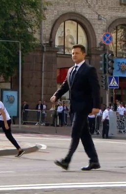 Паны дерутся. Почему в борьбе Зеленского с олигархами не видно интересов украинцев