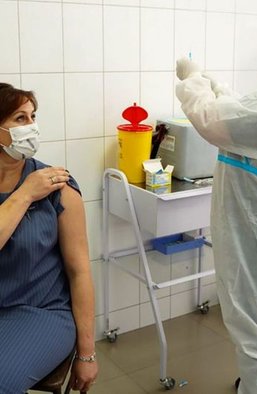 Вакцинация украинцев от коронавируса. Что пошло не так?