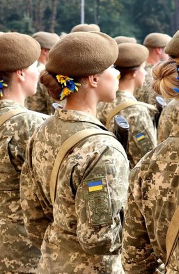 Жіноче обличчя війни: як виняток із правил перетворився на необхідність для ЗСУ