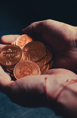 Хто проспав війни в Україні та Ізраїлі? Чому фінансова розвідка не побачила грошей для терористів