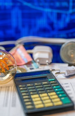 Графік відключення бачите? А він є! Чому потрібно відключати і населення, а не лише промисловість