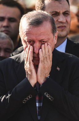 Дьявол в деталях. Какими странностями запомнится попытка переворота в Турции