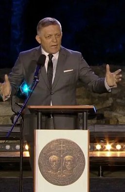 Словацкий рубильник: останется ли Украина без электричества после угроз Фицо