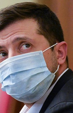 Локдаун для Украины: вводить нельзя обойтись