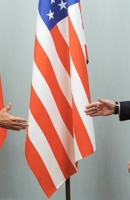 "Мы строили, строили и, наконец, построили!" На что будет похож мир без главенства США