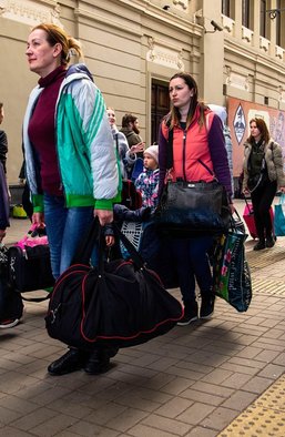 Про переселенців забули, як про чорнобильців: чому турбота держави перетворюється на формальність