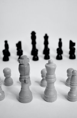 Черное и белое. Трагедия в Днепре показала: украинцы готовы воевать, но не договариваться