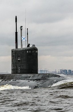 Опять — впервые в истории: 8 последствий удара по подводной лодке Варшавянка в Новороссийске