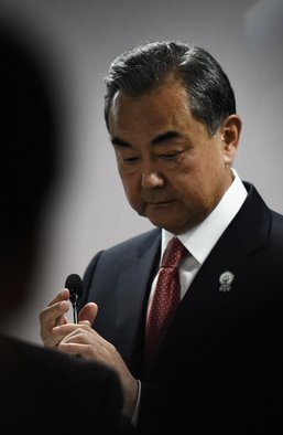 Ван И едет в Вашингтон. Как Китай и США пытаются предотвратить глобальный конфликт