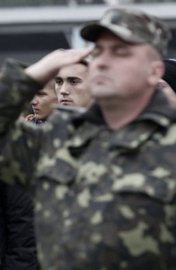 Диванная сотня. Почему за тебя должен воевать другой