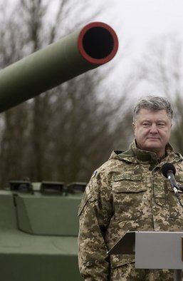 Президент в раю. Почему Порошенко "не заметил" новый скандал с офшорами