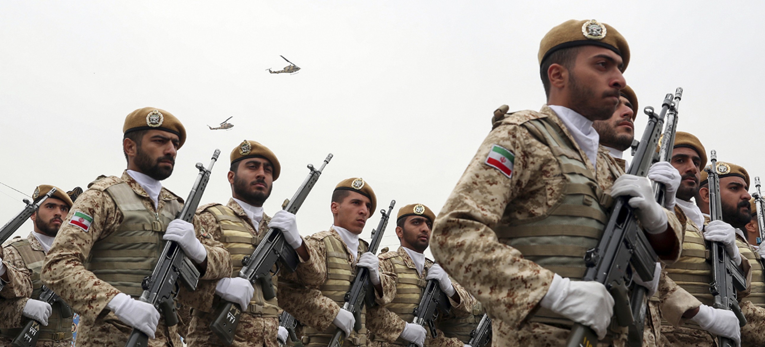 Иранский флаг. Иран и его сила. Иран и его сила. Парад ксир иран. Иран и его сила.