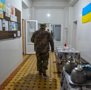 Вернувшись из Польши, отец троих детей получил повестку: он заявил о "формальной" ВЛК