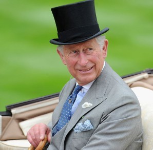 Прасування шнурків та особисте сидіння для унітазу: дивні вимоги короля Карла III