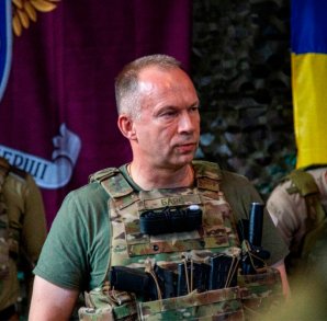 Главком ВСУ Сырский согласен подписать режим прекращения огня, - нардеп Безуглая