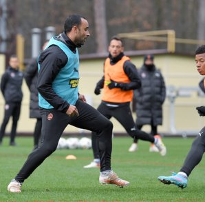 Турецкий клуб хочет переманить бразильцев "Шахтера" во время войны