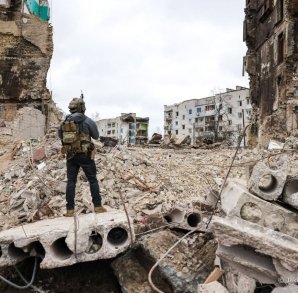 Три міста та шість областей: оголосили 50 тендерів на відбудову житла для українців