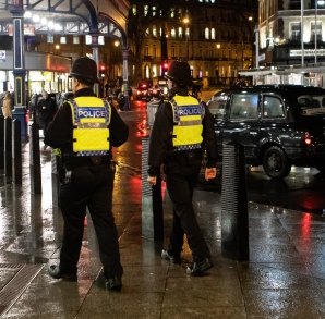 Мешканці були налякані: поліція сприйняла сеанс групової йоги за масове вбивство