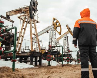 ЕС может прекратить покупать нефть у РФ из-за войны в Украине, – The Wall Street Journal