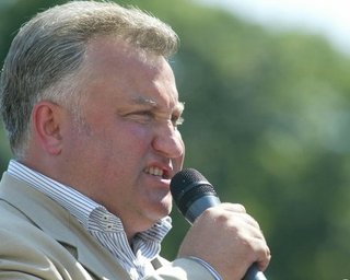 Калашников проводит на Майдане полноценный митинг