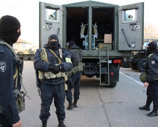 Евакуація неможлива: на блокпостах навколо Маріуполя розставили кадирівців, — Андрющенко