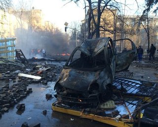 Кабмин просит с пониманием отнестись к блокированию въезда в Киев