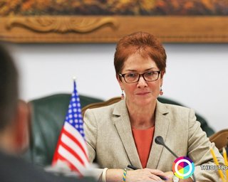 Посол США заявила о рисках Украины в случае срыва принятия закона об антикоррупционном суде