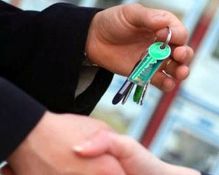 Риелторам и страховым агентам не дали работать на едином налоге