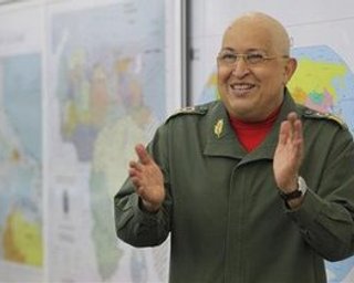 Глава МИД Венесуэлы: Чавес шутит и идет на поправку