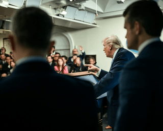 Война в Иране: Сенат США отклонил резолюцию демократов о завершении боевых действий