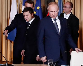 Зеленский подписал отказ от проведения каких-либо переговоров с Путиным (фото)