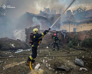 "Искандеры", "Кинжалы" и БПЛА: все подробности ночного обстрела Украины 4 сентября (фото)