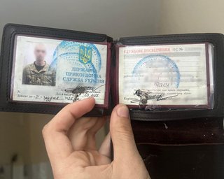 "Могла стати фатальною": посвідчення врятувало життя прикордоннику у Вовчанську (фото)