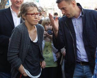 Собчак была частью махинации властей на выборах, - Навальный