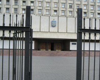 Зарубежные избирательные участки обойдутся госбюджету в 6,5 млн грн