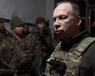 "Пинком до границы": Сырский отрапортовал о ситуации в Бахмуте (видео)