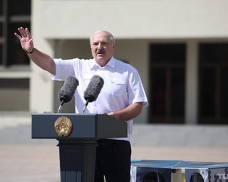 Лукашенко заявил, что НАТО наращивает силы на границе с Беларусью. Альянс отрицает