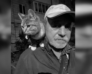 Спас ребенка и погиб: во время теракта в Киеве дворник "дядя Саша" закрыл собой мальчика, — СМИ