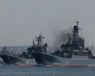 "Успішне ураження": ЗСУ поцілили по чотирьох кораблях Чорноморського флоту в Криму, — ВМС